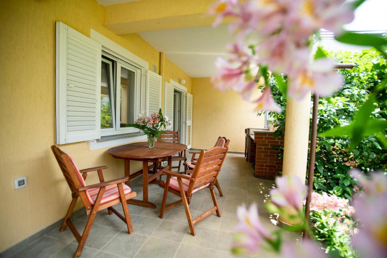 Apartment Nina Ровинь Экстерьер фото