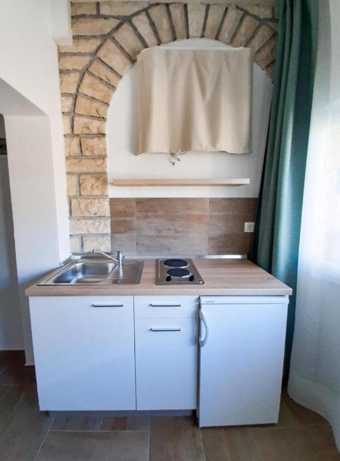 Apartment Nina Ровинь Экстерьер фото